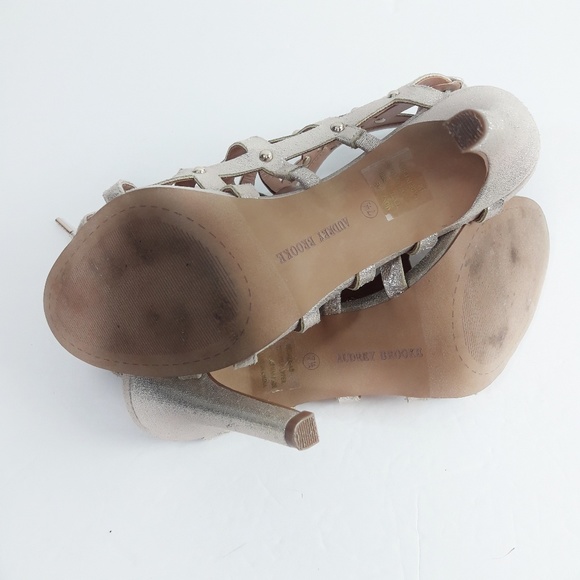 Audrey Brooke Heels - Picture 3 of 6